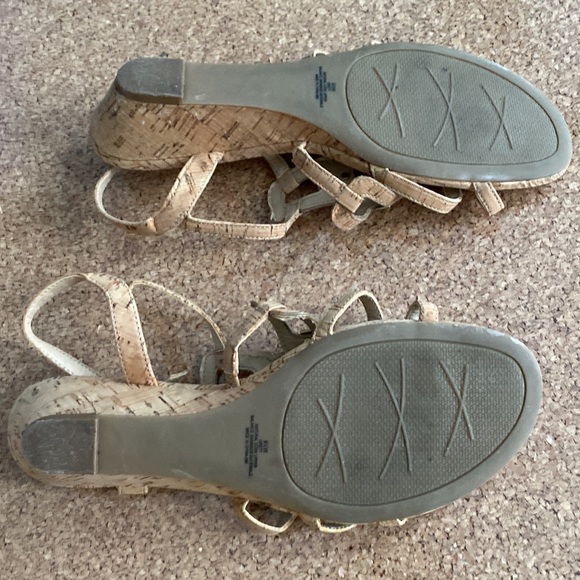 Natural Cork Upper Sandals - Picture 8 of 8